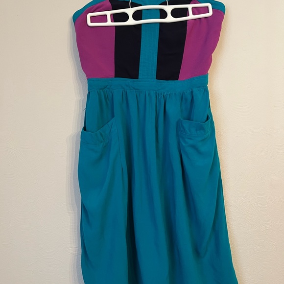 2009 Exhilaration-Size L Romper - Picture 4 of 4
